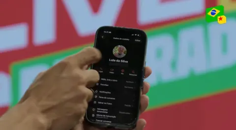 Janones vaza número de Lula durante live de 24 horas