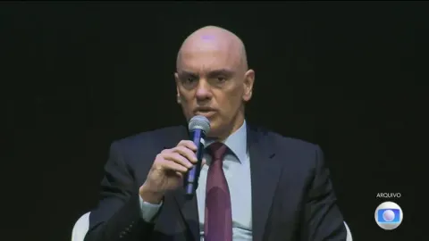 Fachin retira de inquérito das fake news pedido de Moraes para abertura de processo contra Mendonça 
