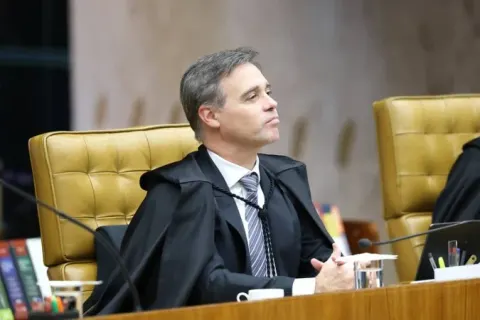 Mendonça é sorteado relator do pedido de Lula para quebra de sigilo