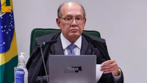 Gilmar, adversário de Mendonça, pede vista no julgamento sobre afastar diretor da PF