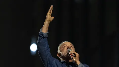 Revista inglesa: Lula pode ser “pato manco” no quarto mandato