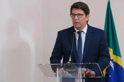 Quem é Mario Frias, ator que virou deputado e é alvo de operação da PF sobre filme de Bolsonaro