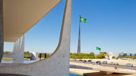 Futura: para 58,7%, posição da 6x1 não influencia voto para presidente