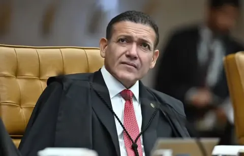 Nunes Marques adia restrição ao WhatsApp para eleições de 2028