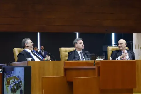 André Mendonça desconfiava do PGR por proximidade com Gilmar Mendes, diz PF