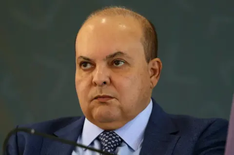 Banco Master: delação de Vorcaro cita R$ 400 milhões em propina para Ibaneis