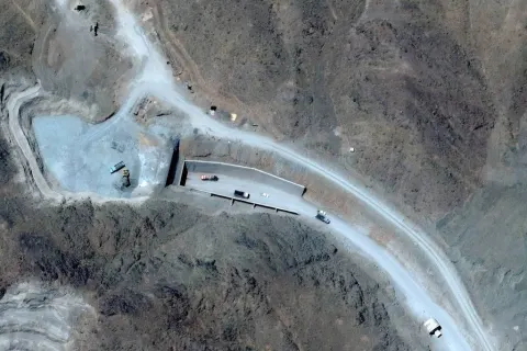 Agência nuclear da ONU denuncia Irã ao Conselho de Segurança