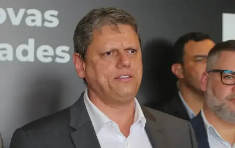 Reconhecer eleição não significa calar sobre excessos, afirma Tarcísio