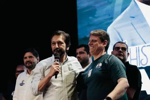 Painel: Nunes nega falta de ônibus e diz que PT usa &#039;estratégia ruim&#039; ao explorar tema