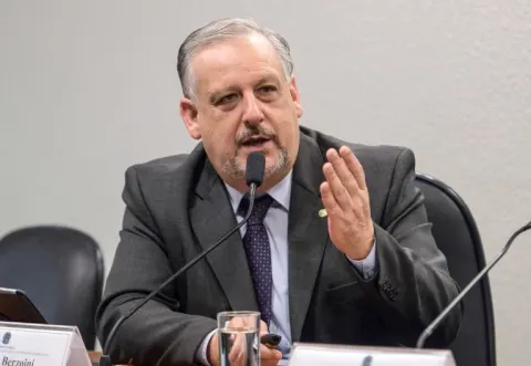 Berzoini: campanha está aberta, Lula não é mais favorito