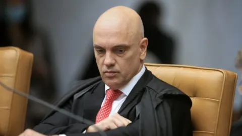 Ministro Alexandre de Moraes autoriza quebra de sigilo de fonte jornalística