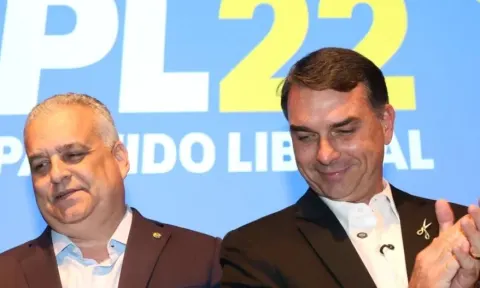Levantamento aponta zero voto para Flávio em 106 urnas onde ele havia somado quase 15 mil
