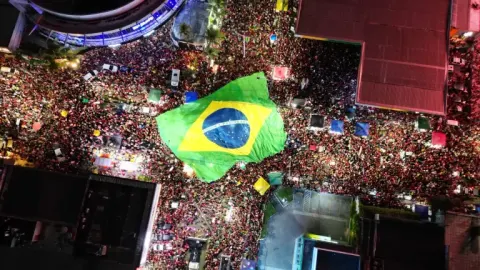 Vira virando, Lula está a dois dias da vitória eleitoral mais espetacular de todos os tempos - Marco Damiani - Brasil 247