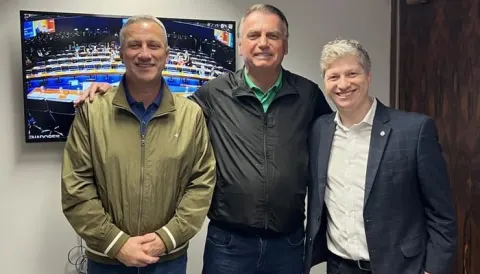 Van Hattem e Sanderson lideram corrida ao Senado no Rio Grande do Sul