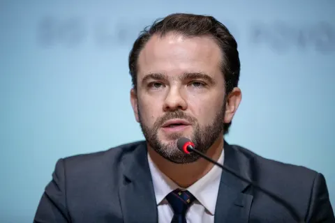 Dario Durigan: “Não há crise no varejo”, diz ministro
