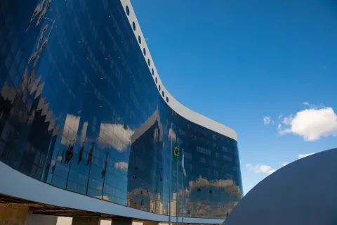 TSE arredonda percentual e decide que PSOL-Rede fez votos suficientes para superar a cláusula de barreira