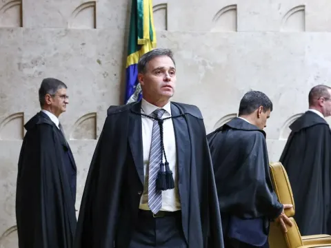 Mendonça libera para julgamento caso sobre relatório da PF que revelou elo de Moraes com Vorcaro