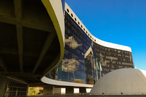 TSE cobra explicações da Meta sobre isonomia eleitoral