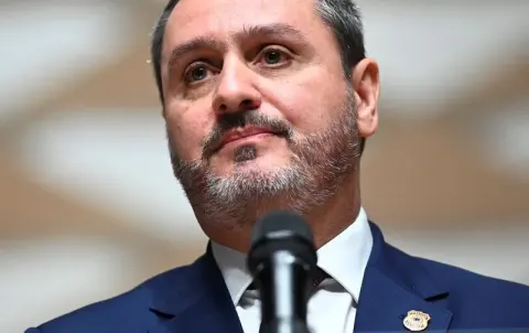 AGU representará diretor da PF em todos os processos que o envolvem no STF | Blogs | CNN Brasil