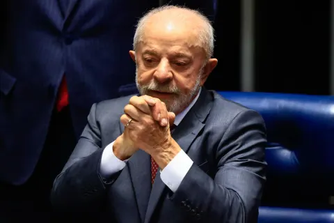 Análise | Farra de Lula com a máquina pública destrói isonomia da eleição e prova que regras atuais faliram