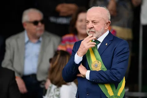 Crise no STF tira condições de Lula indicar ministro e traz riscos à política e à economia