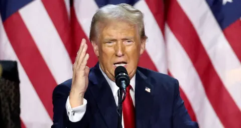 Trump oferece recompensa de US$ 1 milhão para quem denunciar fraudes nas eleições dos EUA e vê aprovação subir para 32% – Money Times