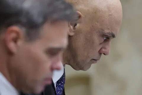 Moraes usa documento da PF apócrifo e sem valor probatório contra André Mendonça