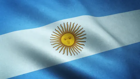 Argentina: risco-país renova nível mais alto em um ano e reacende dúvida sobre ativos