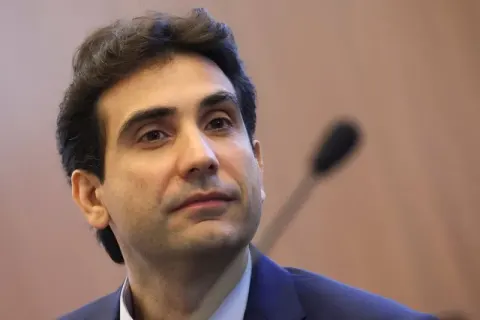 PF intima Galípolo e Campos Neto a deporem no caso Master como testemunhas | Blogs | CNN Brasil