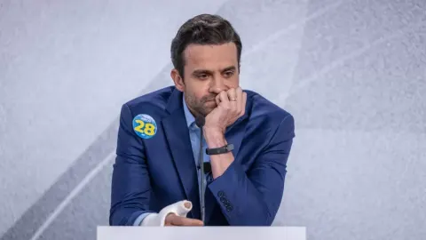 Coach de Flávio Bolsonaro, Marçal defendeu Master a pedido de Vorcaro com entrevista da CNN