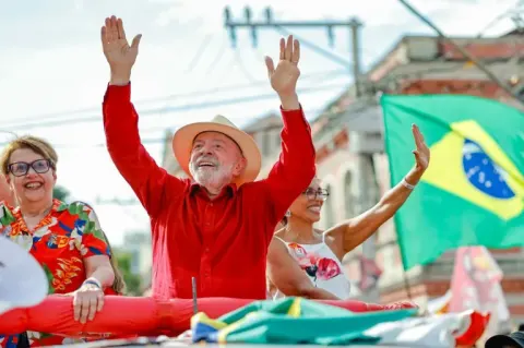 PT vê onda pró-Lula após Datafolha