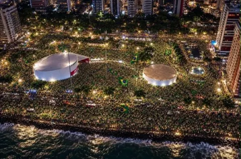 Nikolas Ferreira no Recife: Nem Bolsonaro juntou tanta gente, dizem observadores - PE Notícias