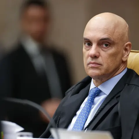 Sem discurso novo e com avaliação pior, Lula vê Flávio na cola na eleição da sujeira judicial. Com nota tão ruim quanto a de Jair Bolsonaro, presidente fica perto de fundo do poço