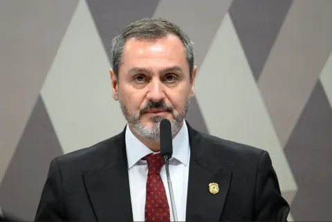 Diretor da PF: Partido Novo pede a prisão preventiva de Andrei Rodrigues
