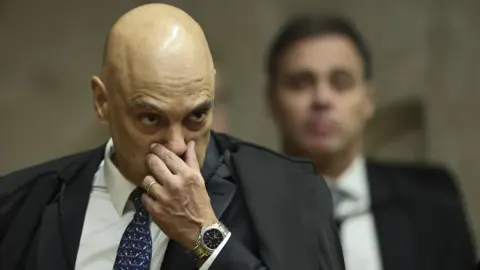 Relatório da PF sobre Mendonça é criticado até por aliados de Moraes