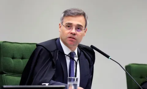 Mendonça confirma depoimento de Vorcaro sem PF e diz que Moraes não foi tema do encontro