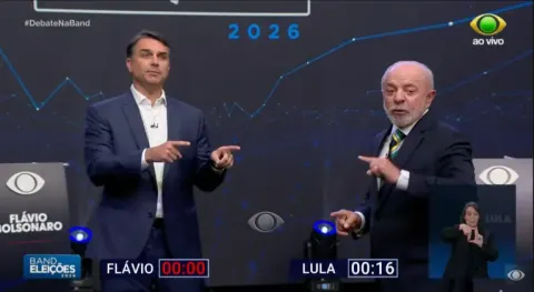 Debate não é programa do Chacrinha